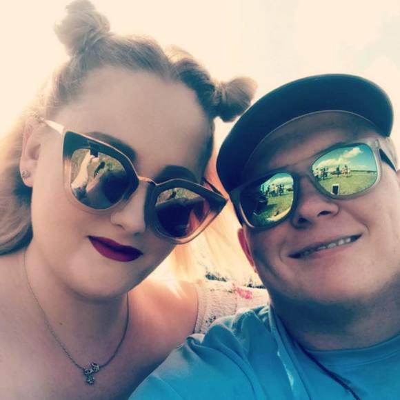 Meet your Posher, Hannah - Picture 1 of 1